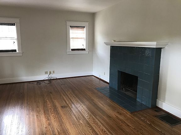 5th image of 2701 Brightwood Ave