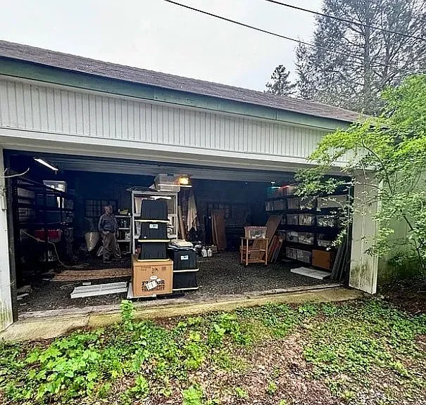 729 E Orange St — Photo 28