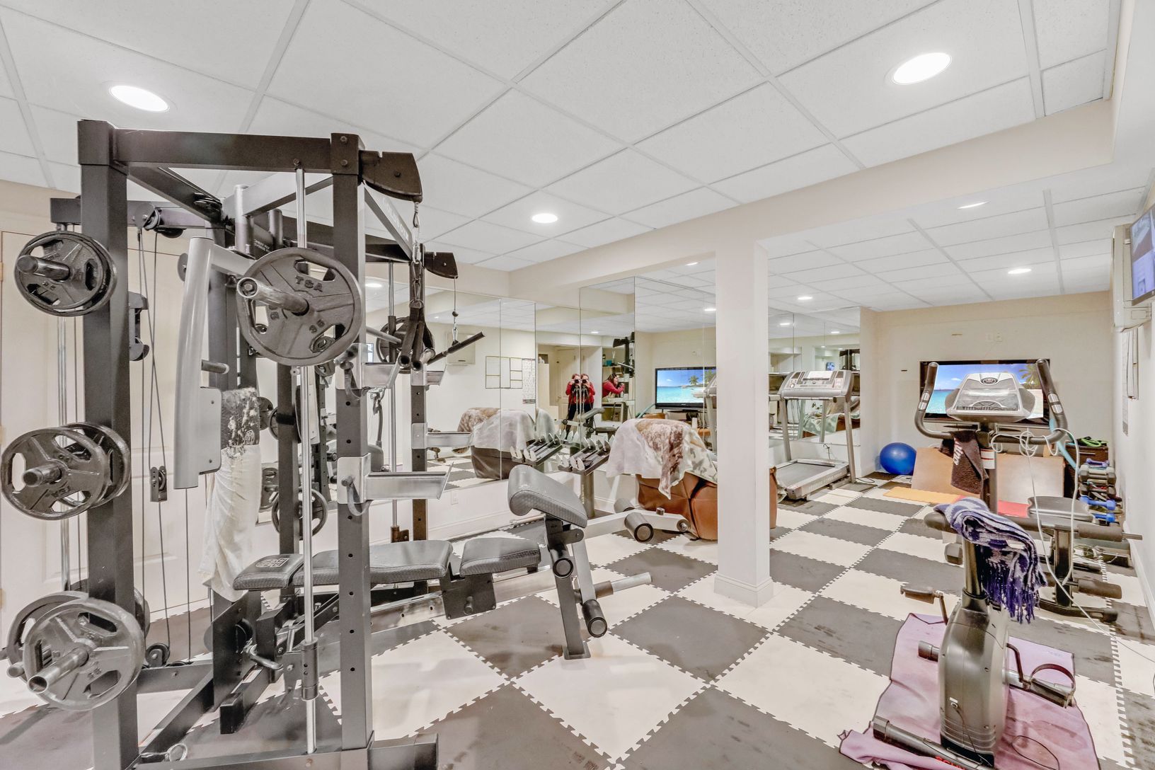  Finished Basement with Excercise Room