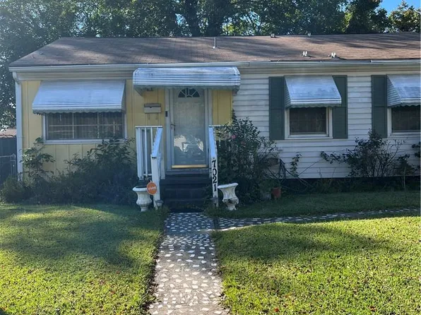 7021 University Dr, Norfolk, VA 23513