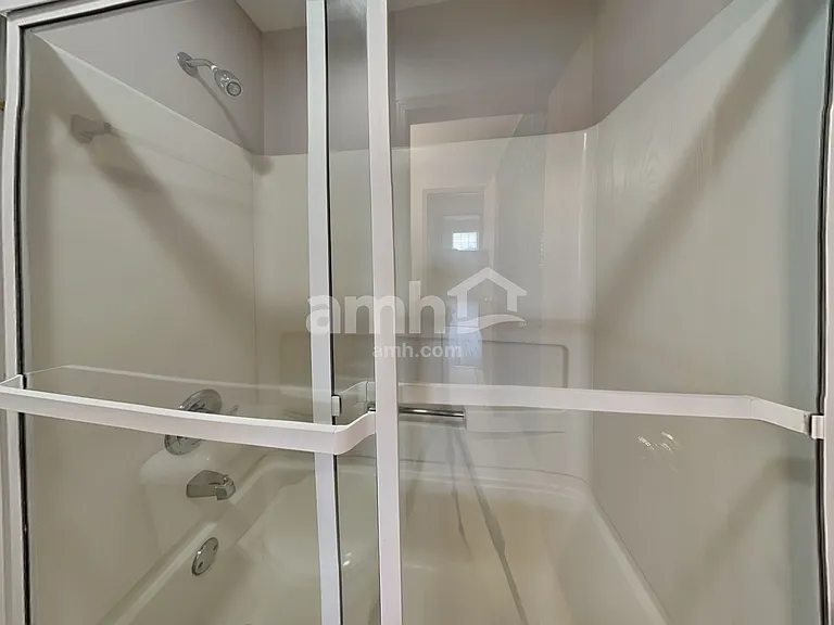 2818 Arches Dr — Photo 16