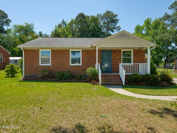207 Centre Street, Tarboro, NC 27886