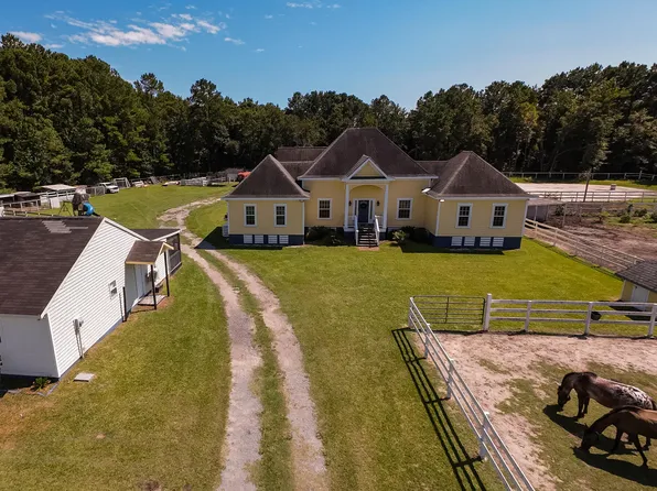 237 Braden Run Rd, Holly Hill, SC 29059
