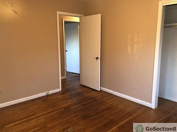 4th image of 4125 Berrybrook Dr