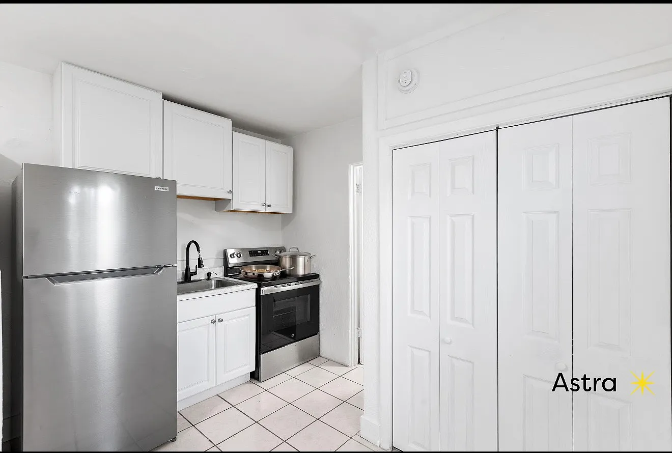 Studio, $1,295 — Photo 4