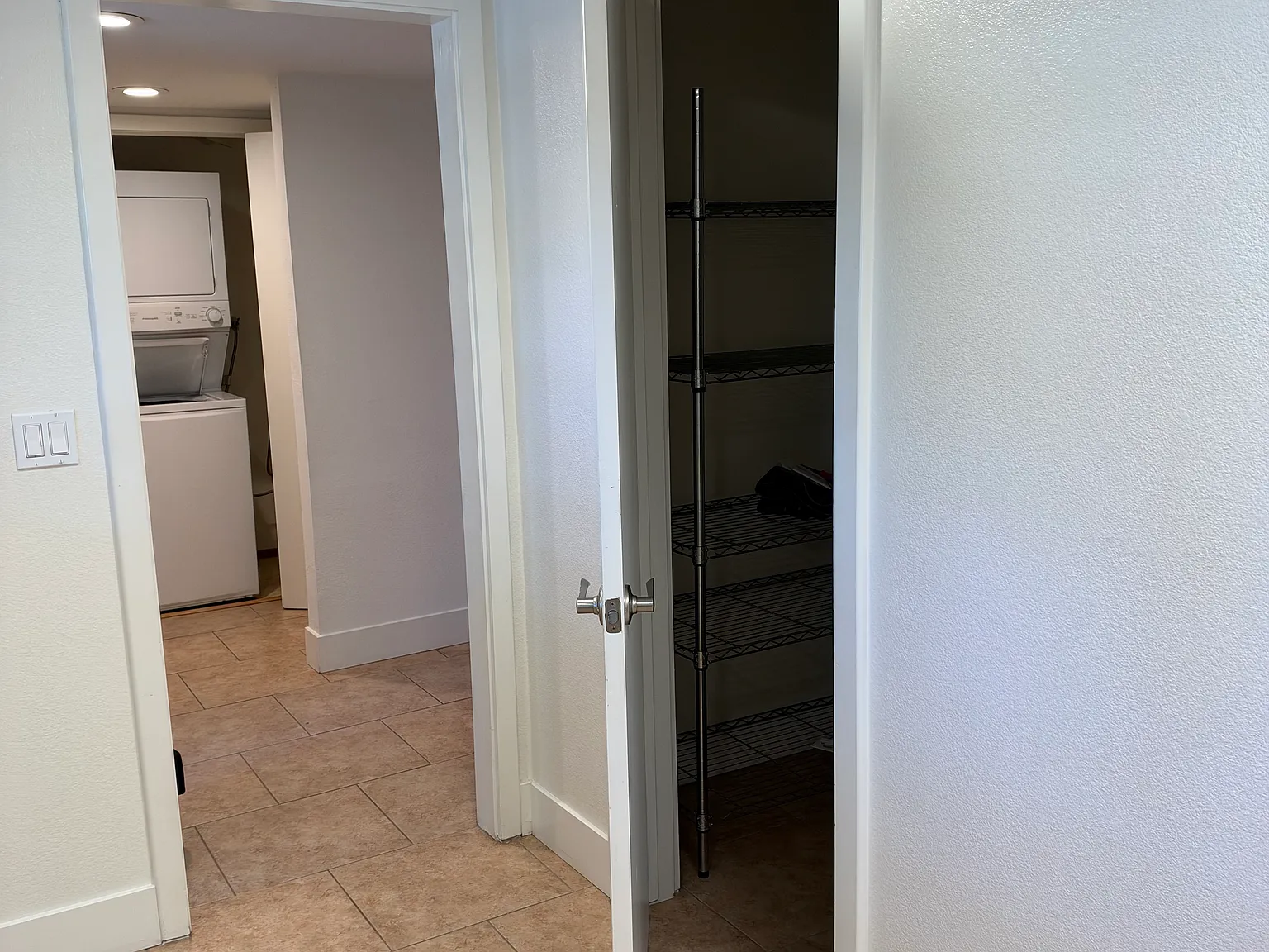 2 bed, 2.5 bath, 1548 sqft, $3,650 — Photo 2