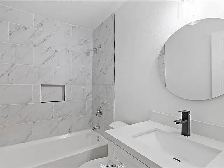 1505 Alpine Cir #A — Photo 14