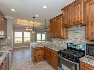 203 Seacrest Blvd, League City, TX 77573
