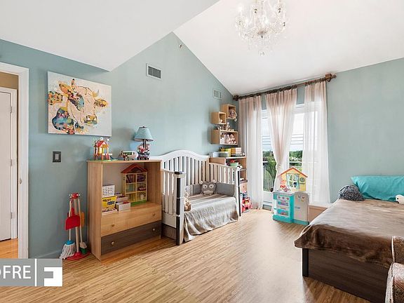 3rd image of 1936 Bergen Ave #3D