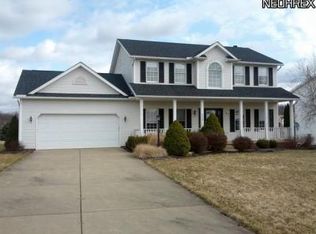 3675 Falcon Chase St NW, Uniontown, OH