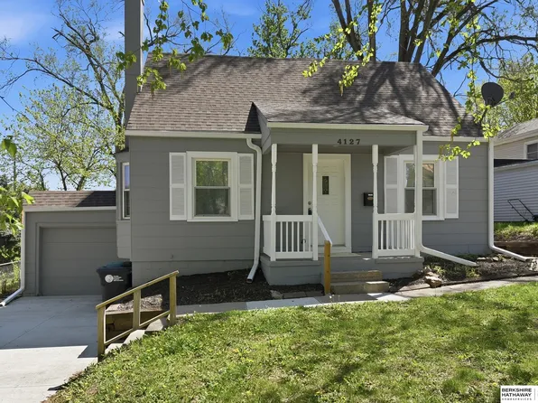 4127 N 61st St, Omaha, NE 68104