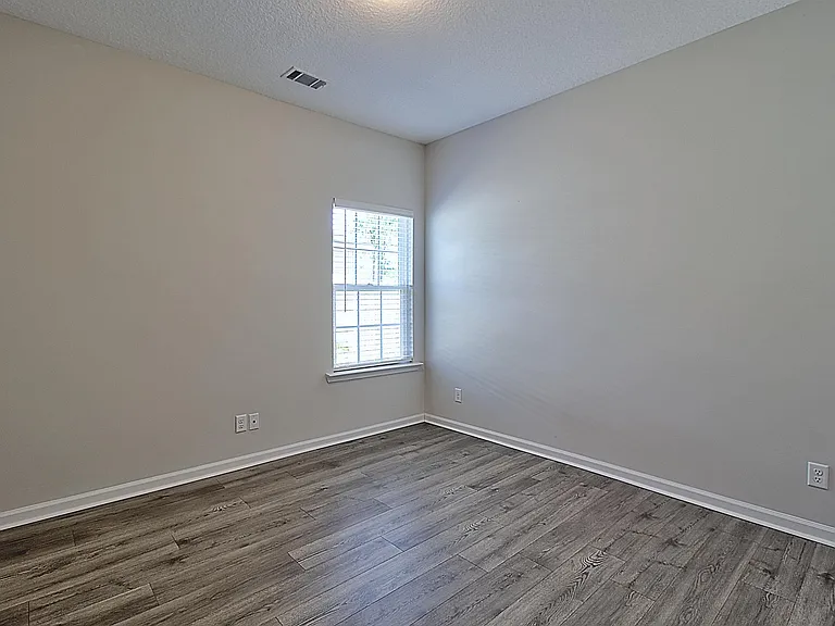 183 Winn Ave — Photo 11