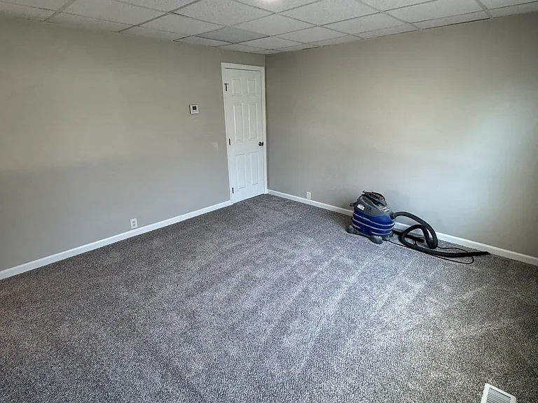 210 Santee Ave — Photo 29