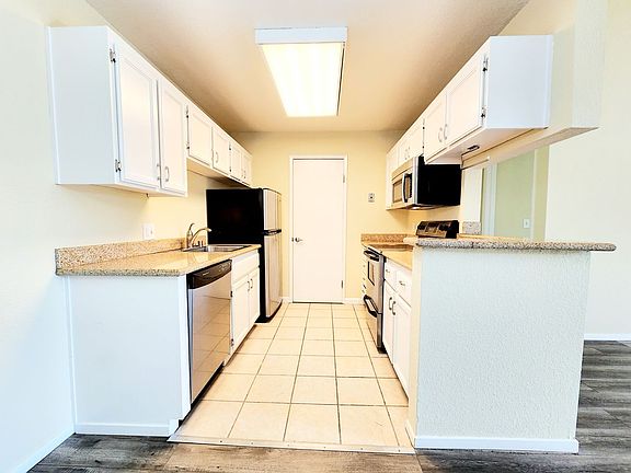 5th image of 853 Woodside Way APT 234