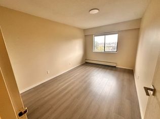 254 3rd St W #307, North Vancouver, BC