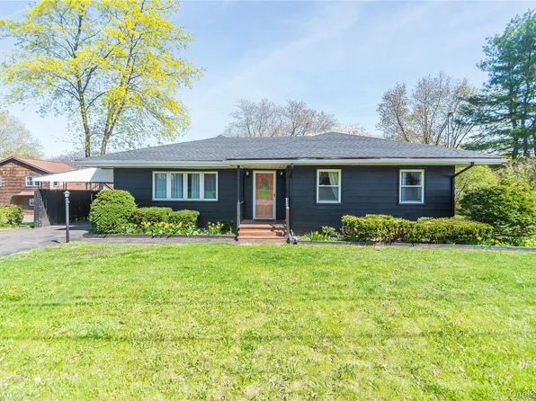 2186 State Route 32, Modena, NY 12548