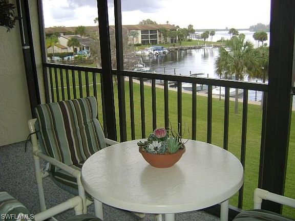 2nd image of 16050 Bay Pointe Blvd #304