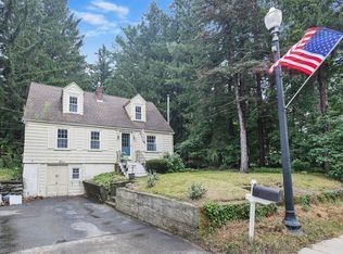 854 Main St, Holden, MA 01520