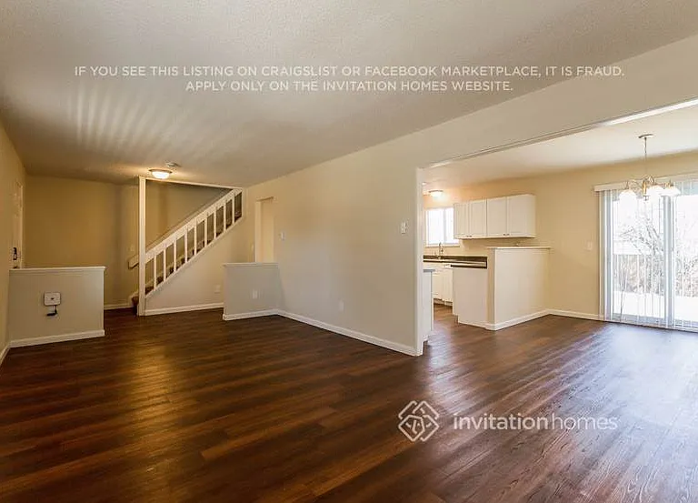 964 S Uravan St — Photo 6