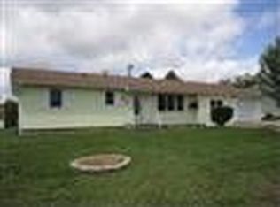 355 Fairfax Dr, Lebanon, MO 65536