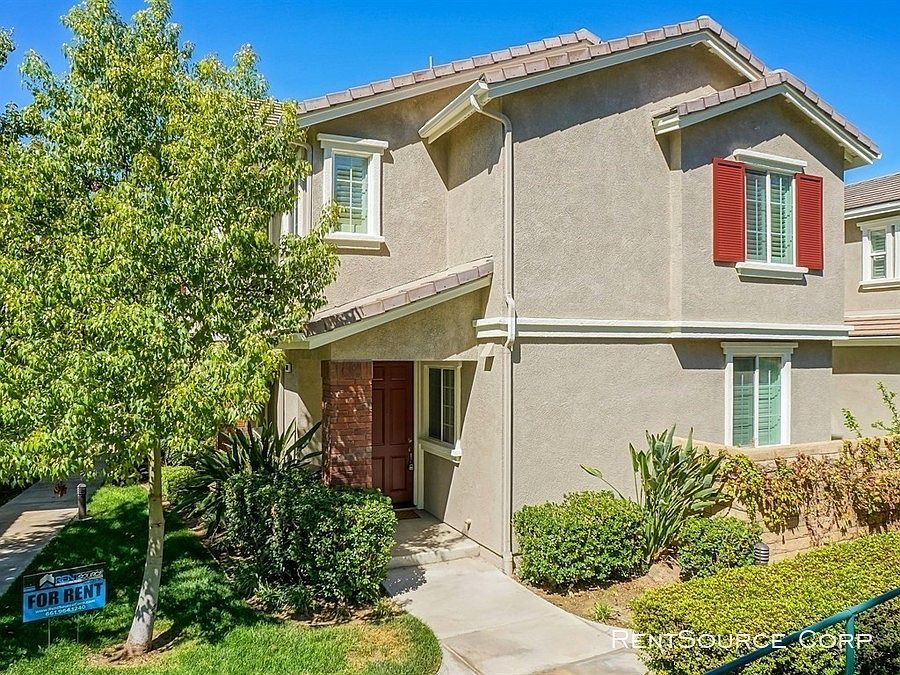 1st image of 24004 Mariposa Pl