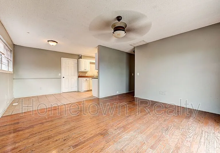 320 Cedar Crest Dr — Photo 8