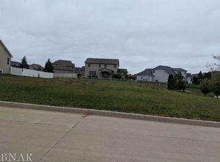 2606 Addison Ln, Bloomington, IL 61705