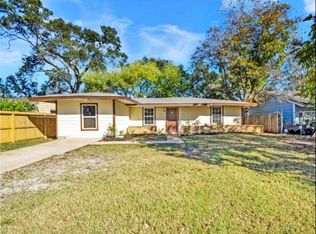 5619 Lyndhurst Dr, Houston, TX 77033