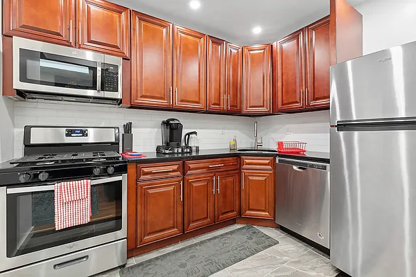 Rented by Corcoran | media 4