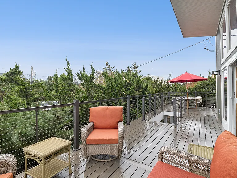 87 Shore Rd — Photo 18