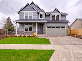 2071 S Deer Ave, Stayton, OR 97383