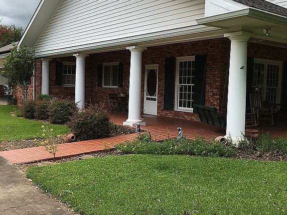 4th image of 1335 Horseshoe Dr