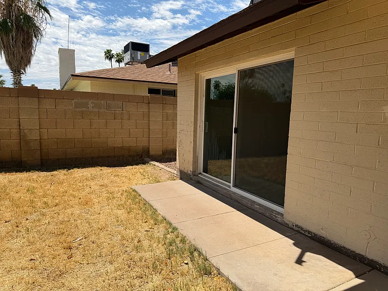 2349 E Alameda Dr — Photo 17