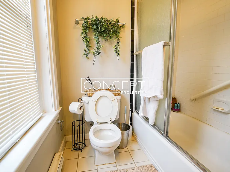 287 Newbury St — Photo 14