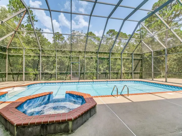 3049 Liana Ln, Pensacola, FL 32505