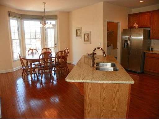 5th image of 134 Holly Springs Dr