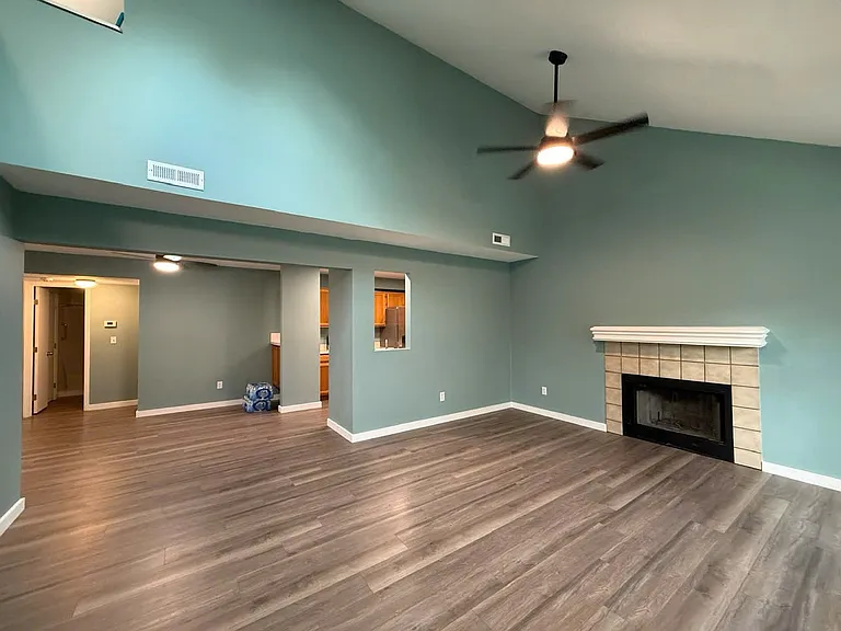 125 Sharon Dr — Photo 21