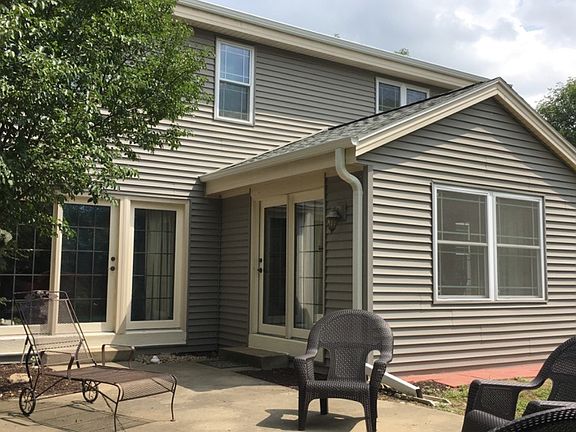 House Back / Patio