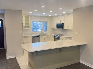 (Undisclosed Address), Calgary, AB T3C 0B3