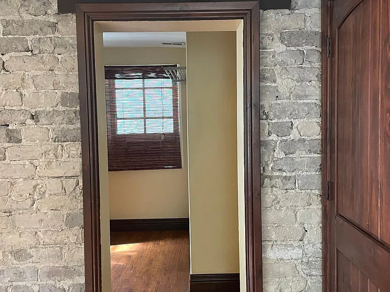 321 N Almond St #B — Photo 31