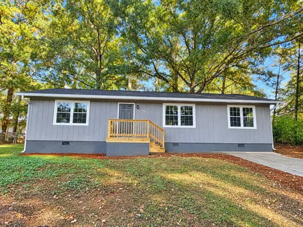 356 Skylark Dr, Chatsworth, GA 30705