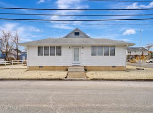 302 Narragansette Ave, Ocean Gate, NJ