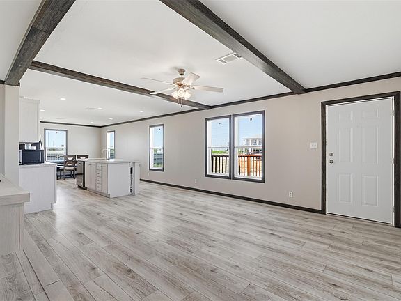 5th image of 246 San Fernando Rd