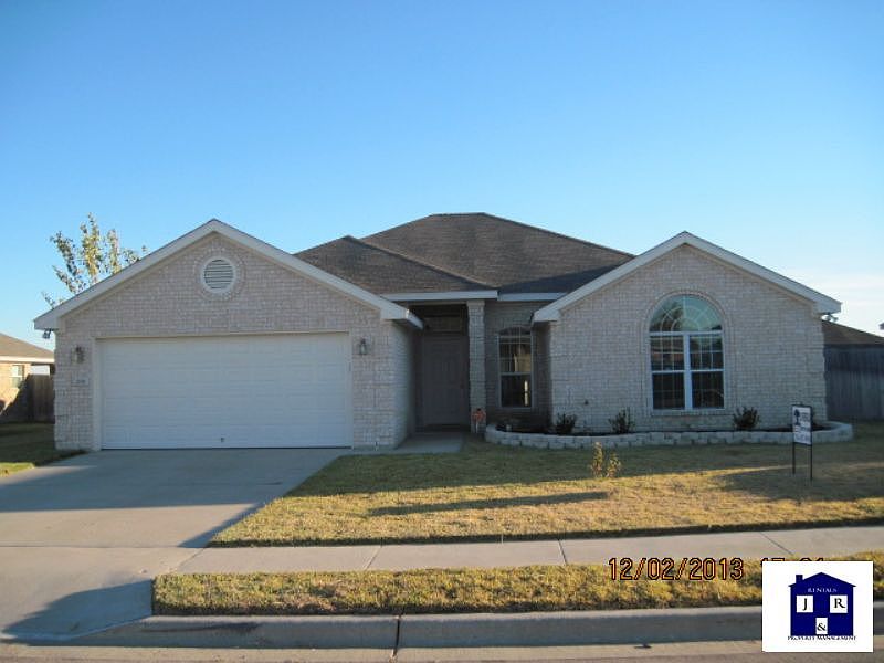1st image of 208 Sandra Sue Dr