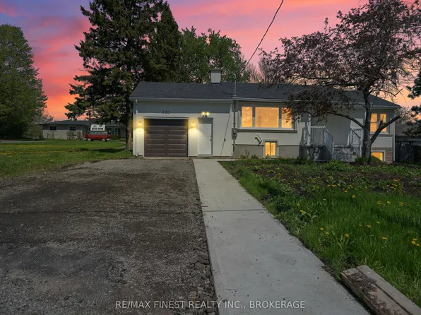 320 Academy St, Loyalist, ON K0H 1G0