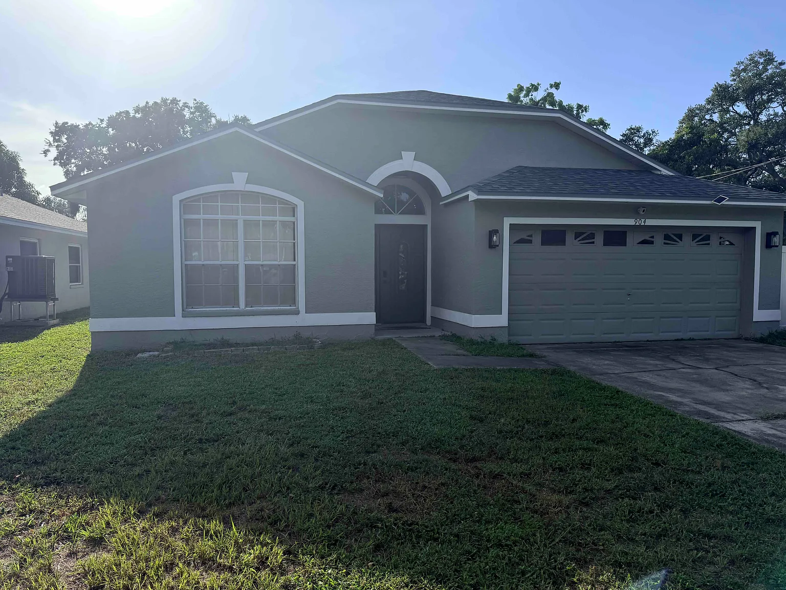 4 bed, 1565 sqft, $2,800 — Photo 1