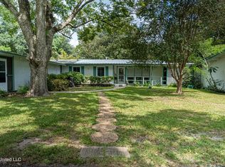 11554 Cedar Lake Rd, Biloxi, MS 39532