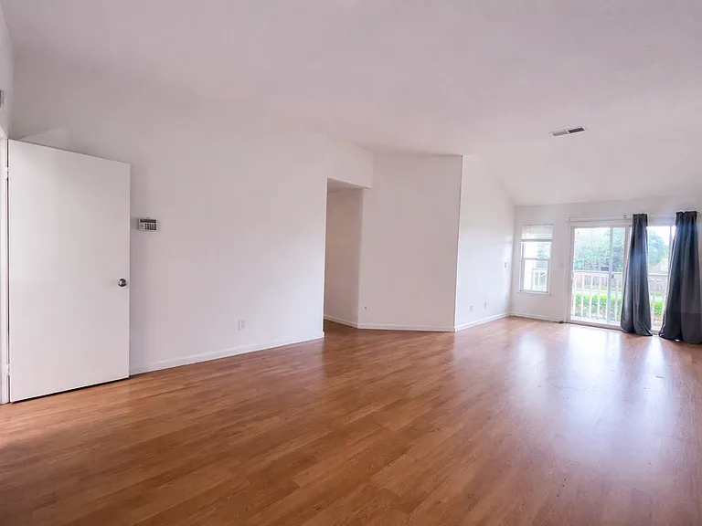 41 Jacklin Cir — Photo 39