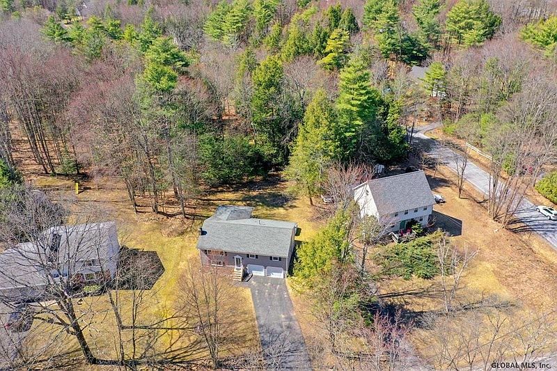 2nd image of 82 SAND HILL Road