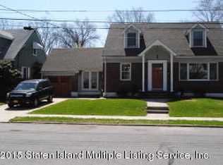 38 College Ave, Staten Island, NY 10314
